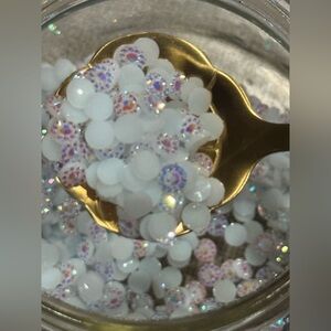 White flat back rhinestones